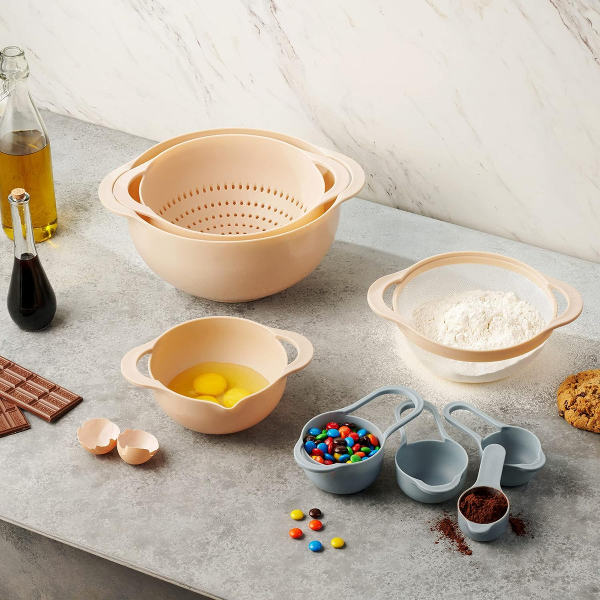 8-Piece Mixing Bowls & Measuring Set