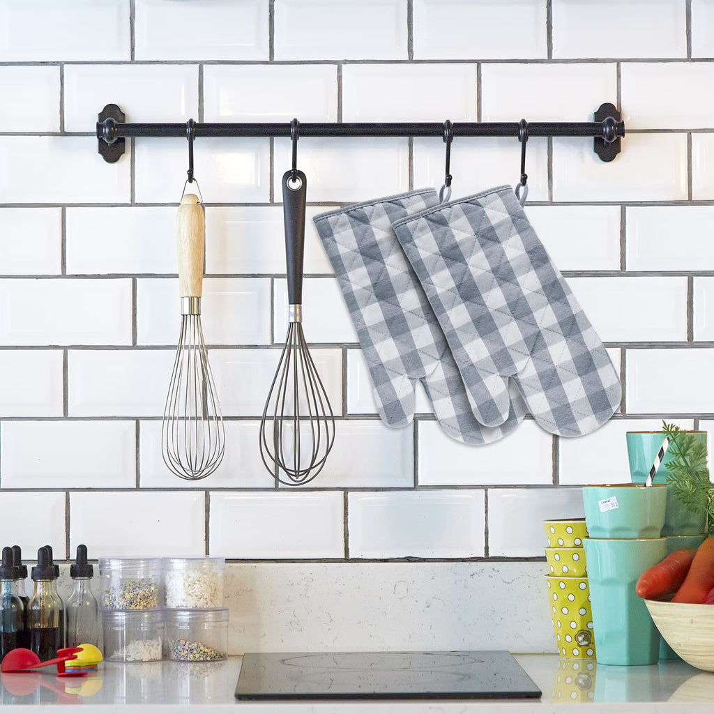 Buffalo Check Oven Mitts – Set of 2